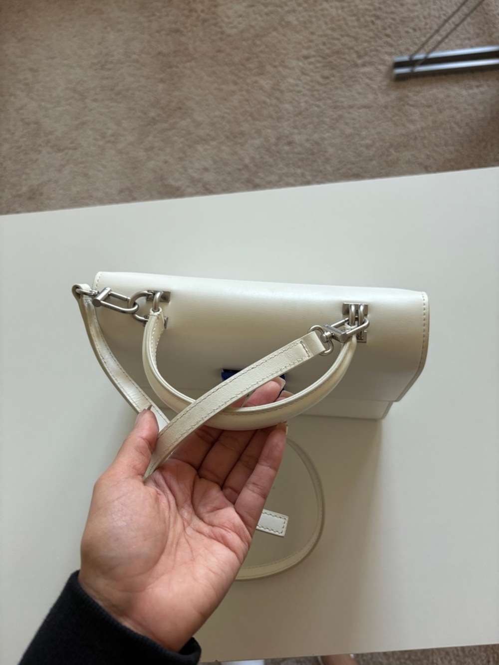 Off-White Jitney 2.8 Top Handle Bag White Royal Blue Logo Crossbody ๐๐๐ - Picture 3 of 7